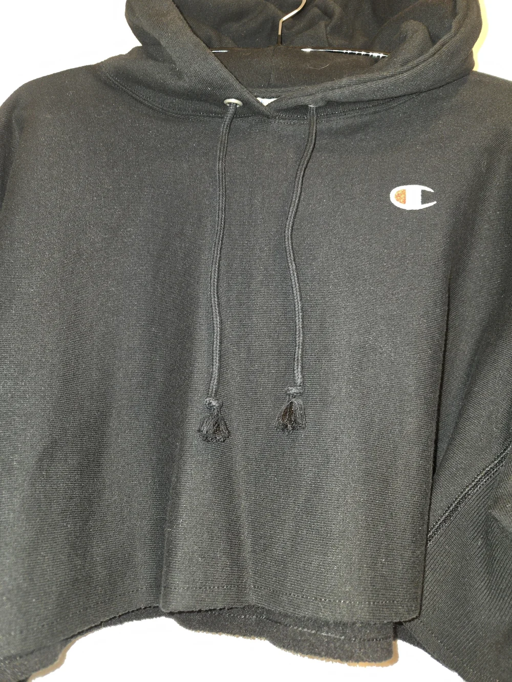 Champion Women’s Black Cropped Hoodie - Picture 4 of 7